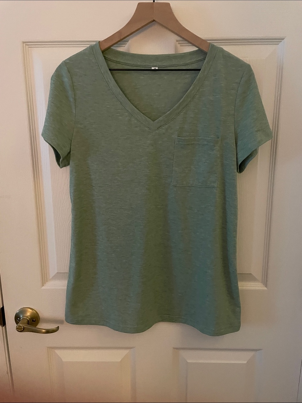 V-Neck Short Sleeve Green T-Shirt, M